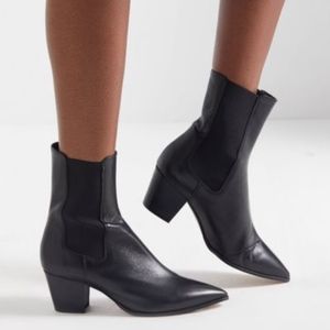 Intentionally Blank Muse Boot